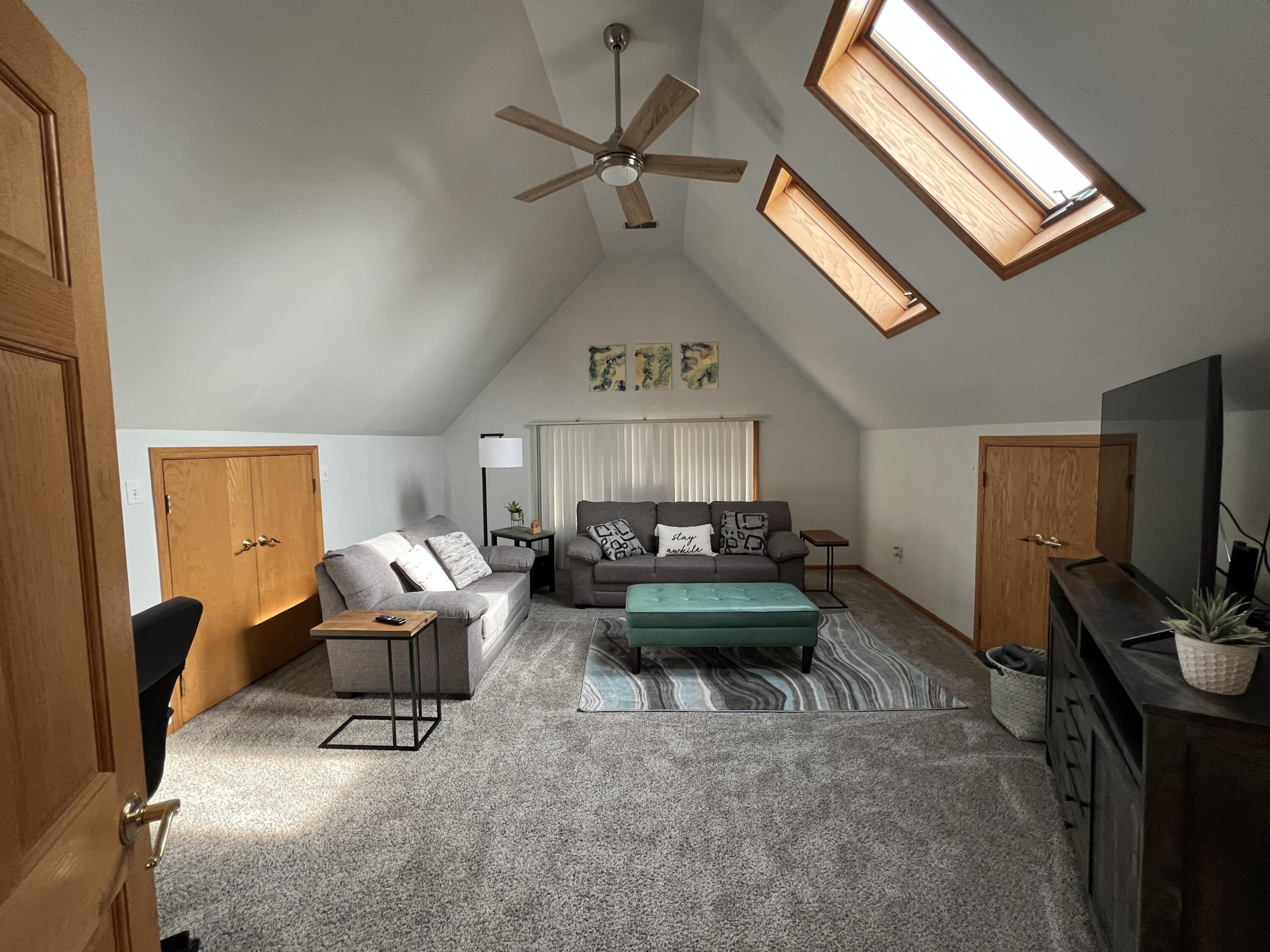 1562 W Morgan Ave — photo