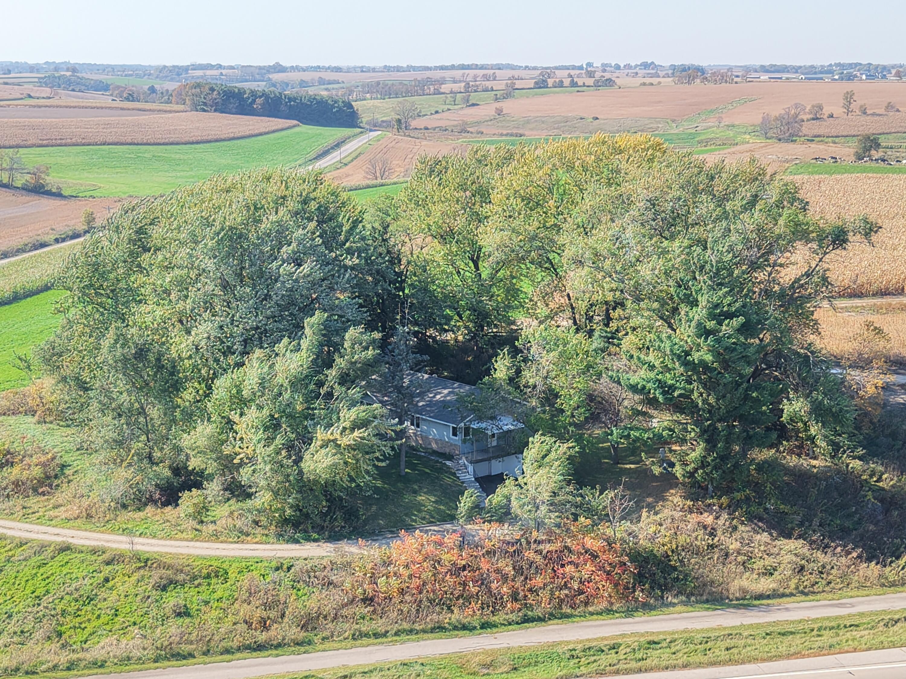 E7282 Springville Rd, Viroqua, WI 54665 — photo 2