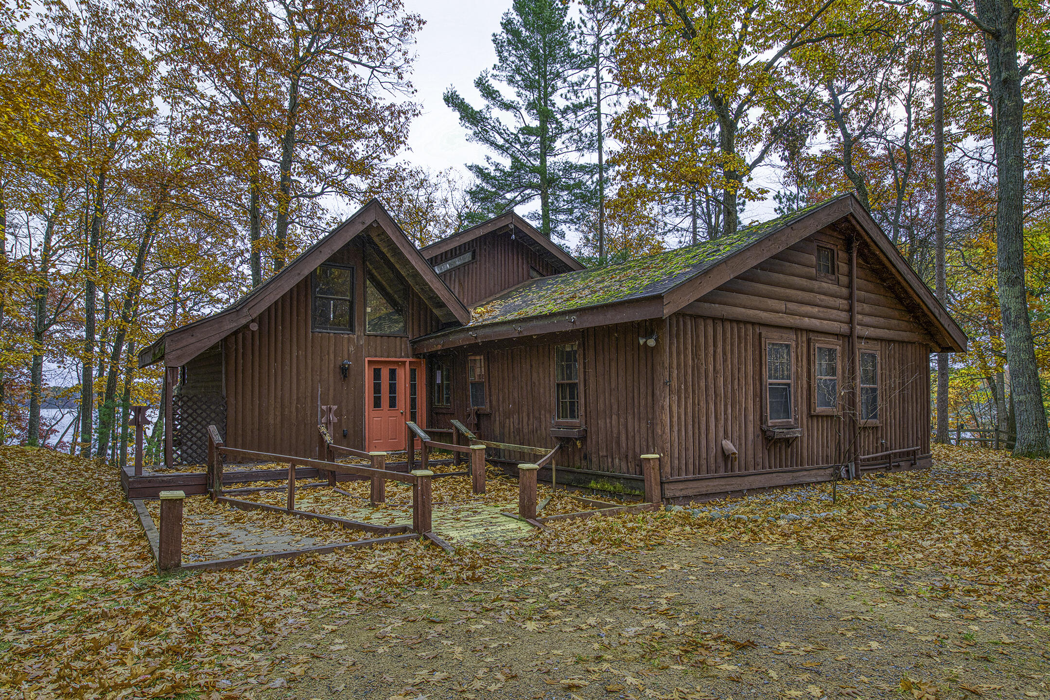 3282 Knotty Pine Trl, Washington, WI 54521 — photo 2