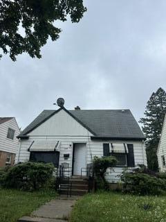 4449 N Teutonia Ave — photo