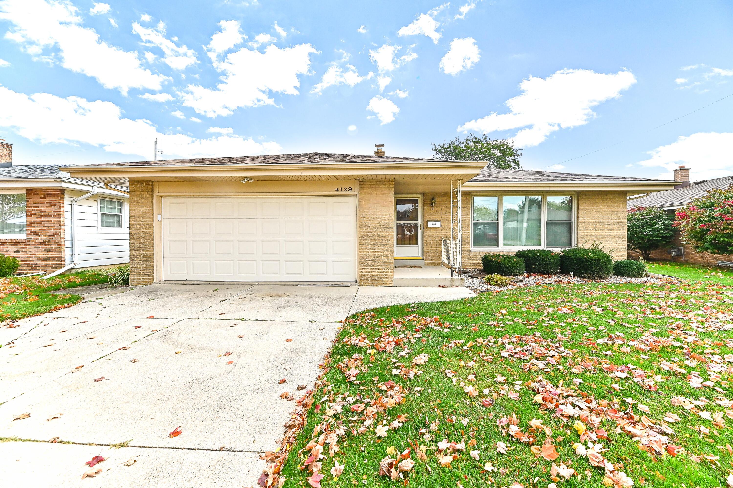 4139 Monterey Dr — photo