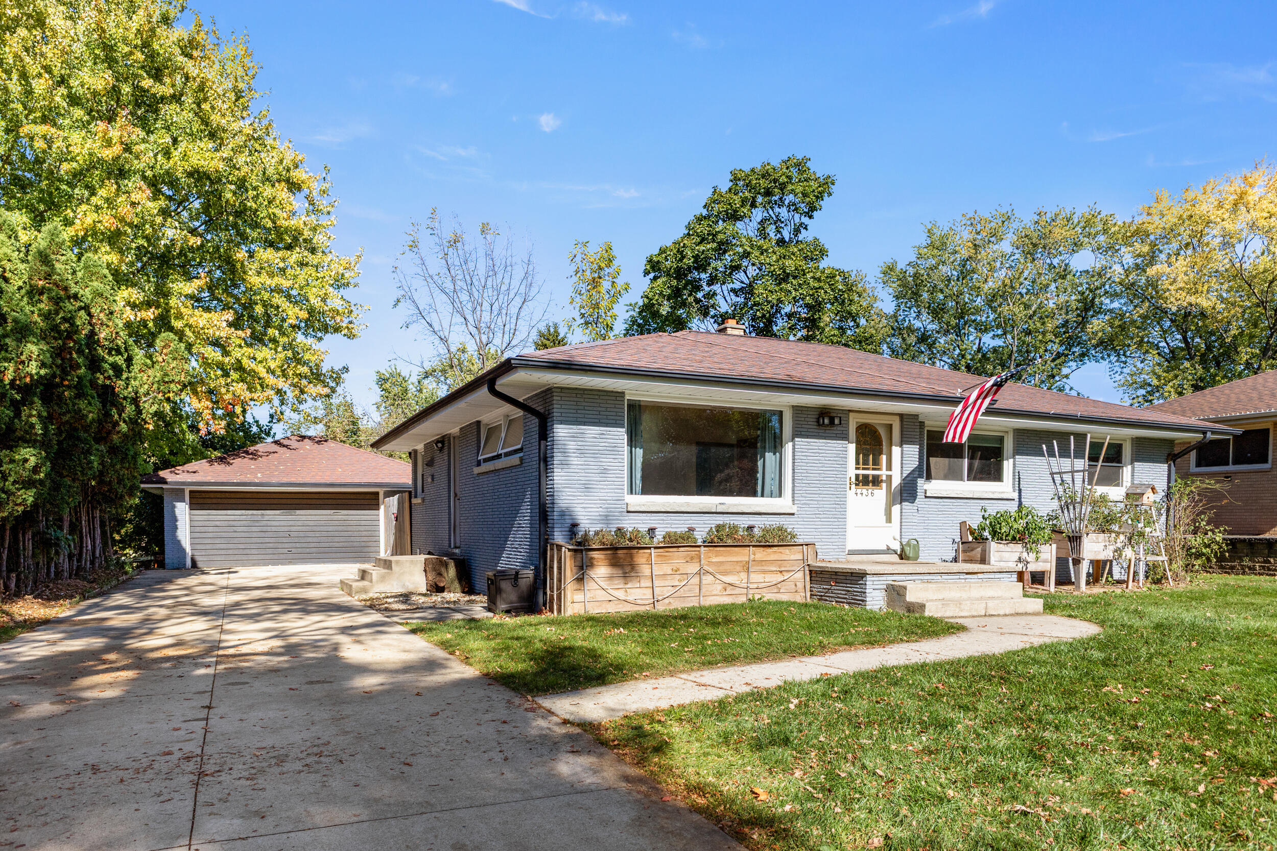 4436 W Dunwood Rd — photo