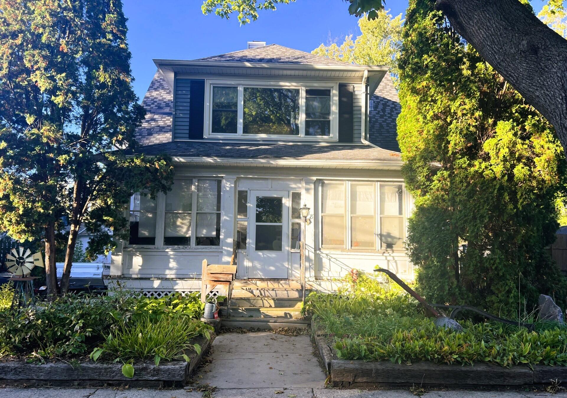 718 W Sherman Ave — photo