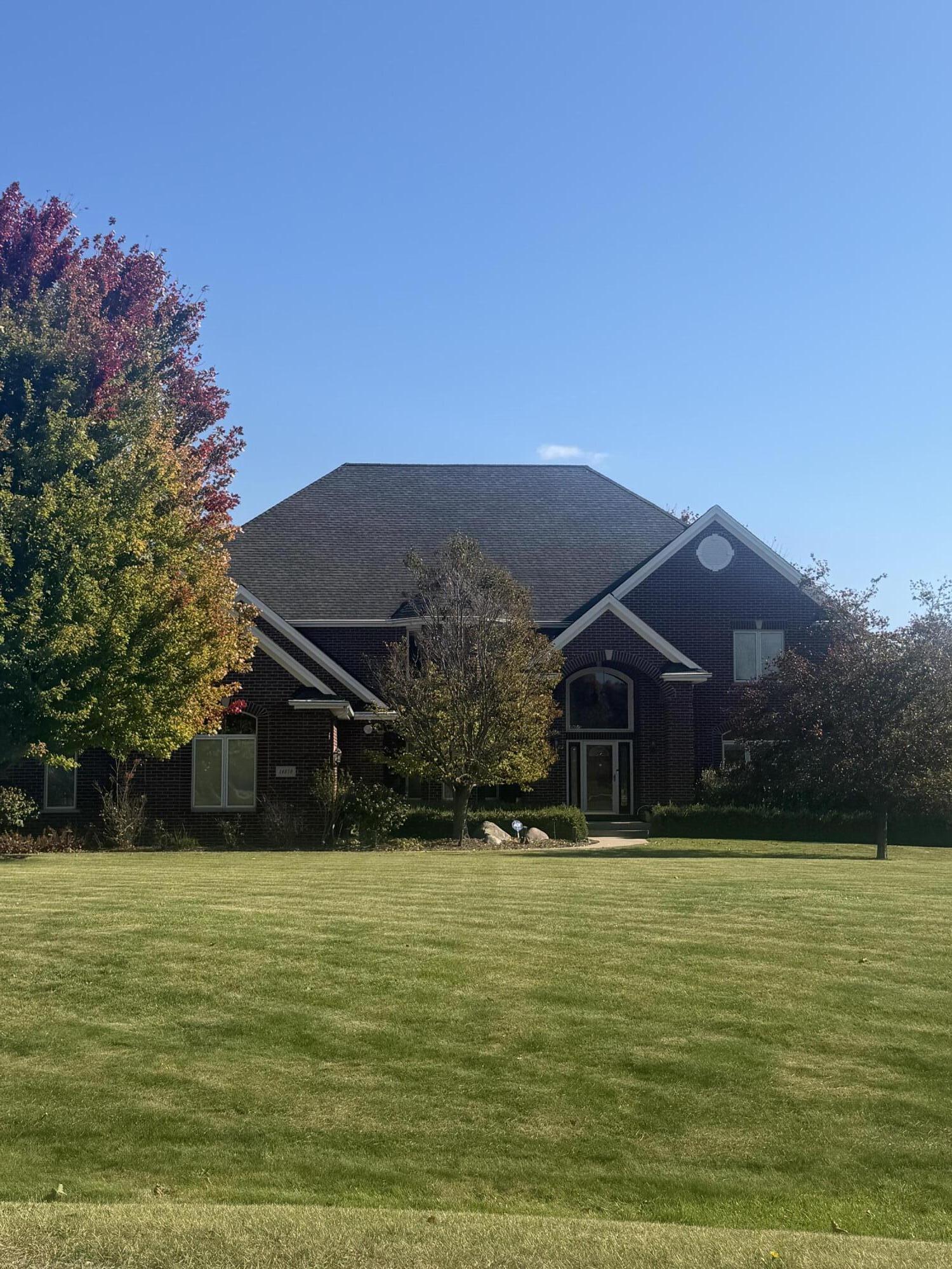 14050 N Twin Oaks Ln — photo
