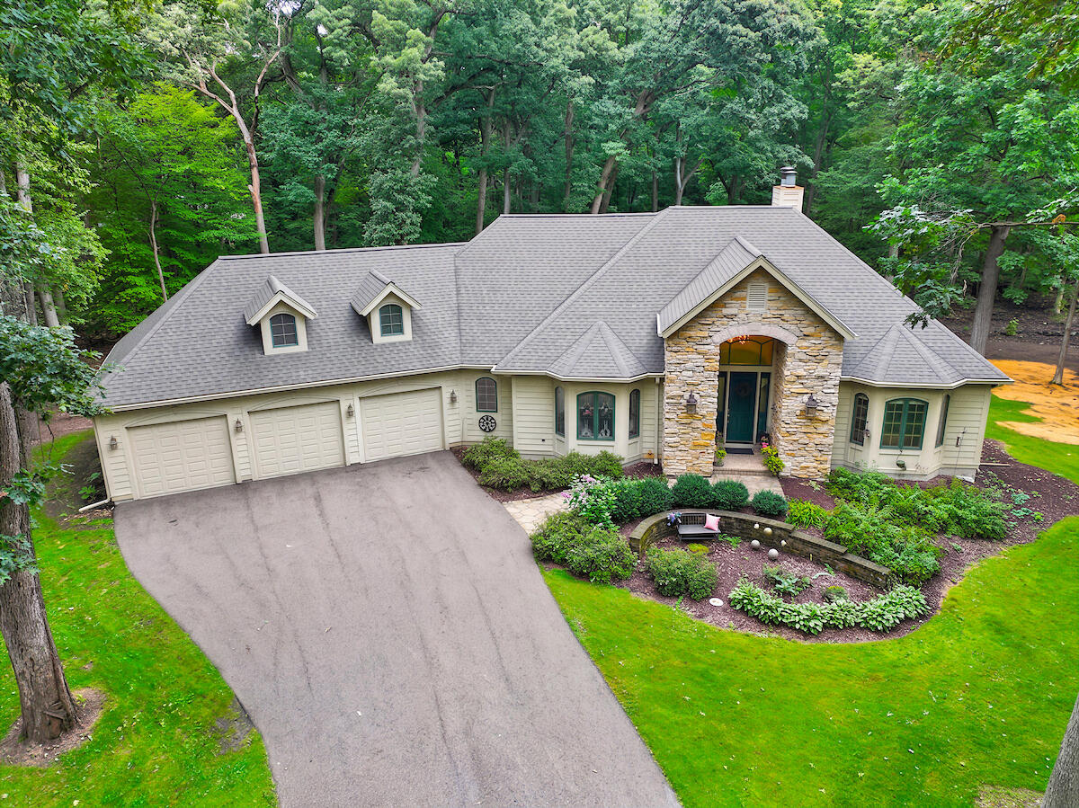 29520 June Ln, Rochester, WI 53185 — photo 2