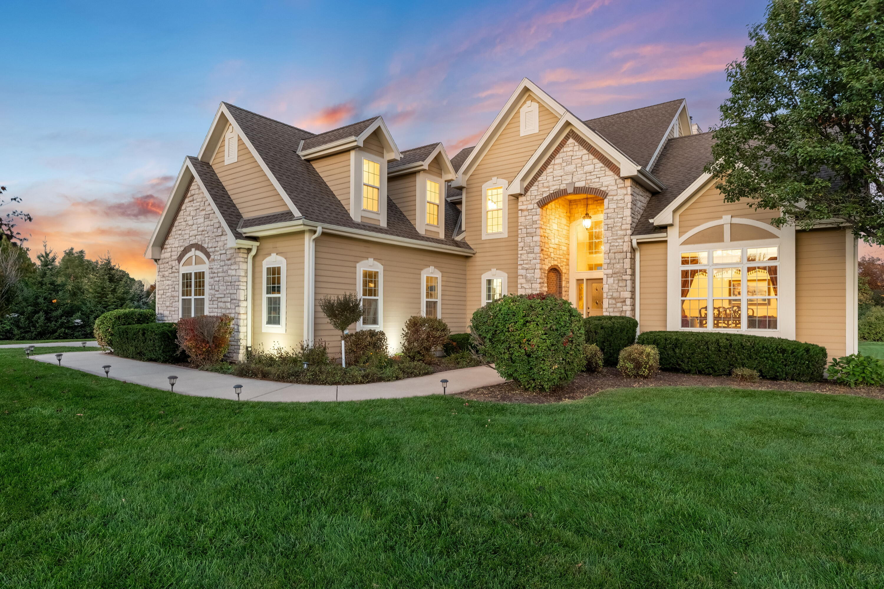 756 Tallgrass Ct — photo