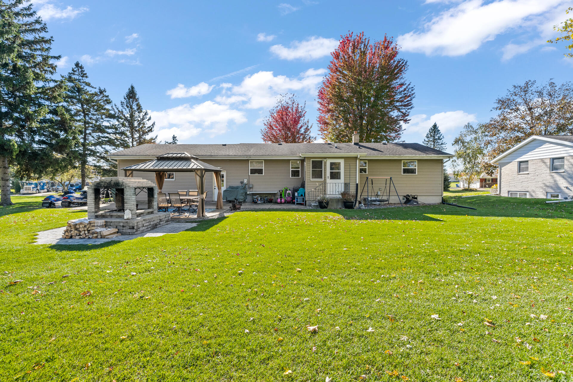 212 Second St, Addison, WI 53002 — photo 2