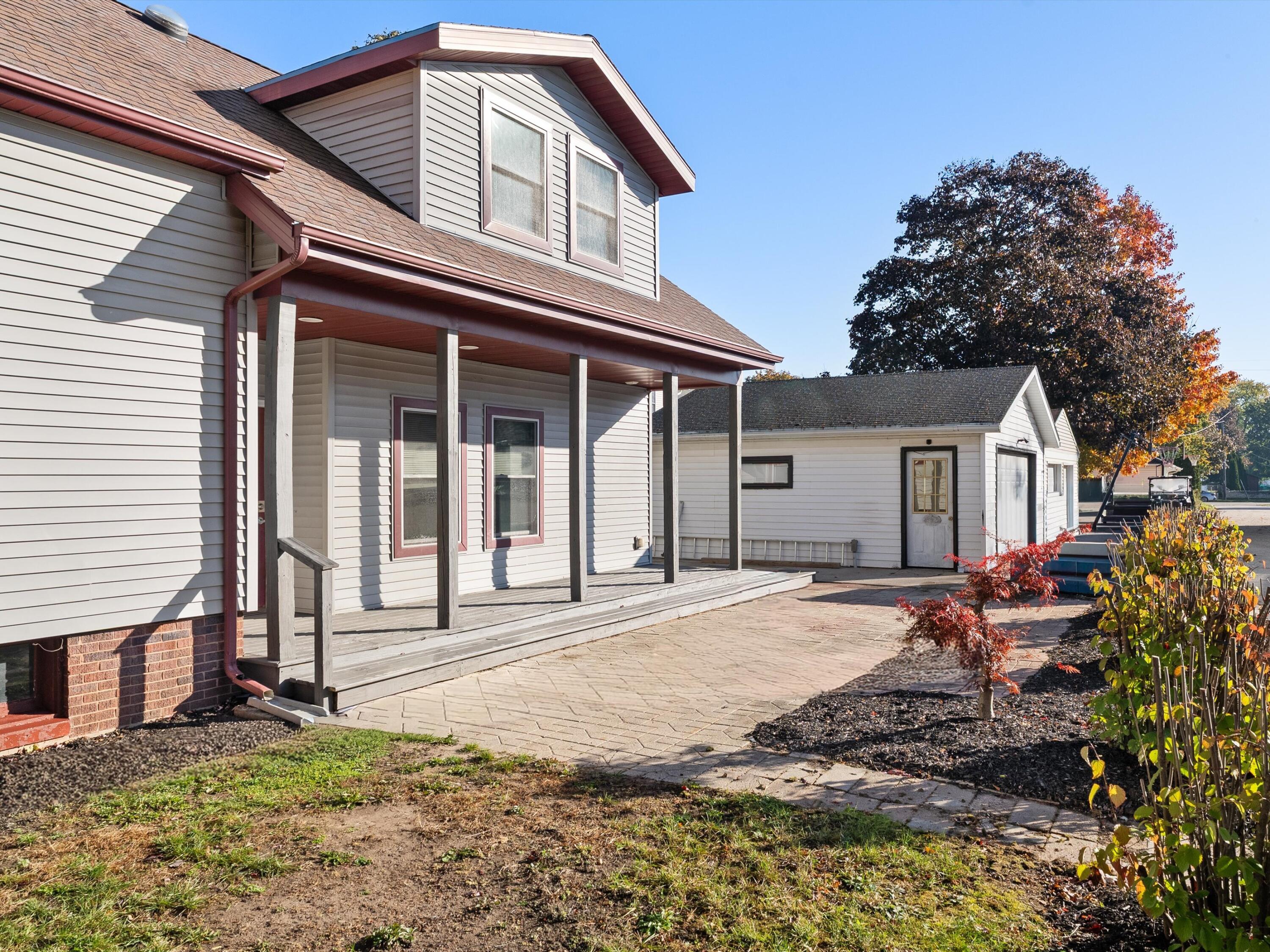 2513 Adams St, Two Rivers, WI 54241 — photo 3