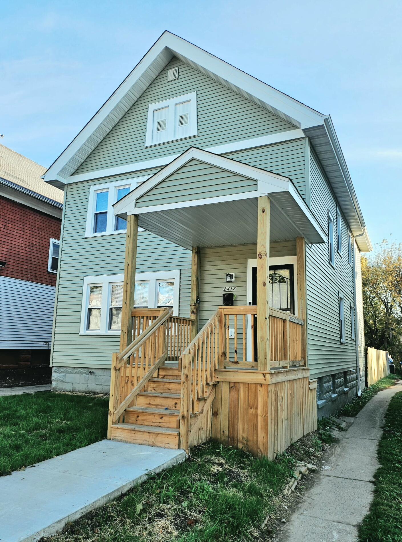 2413 W Finn Pl — photo