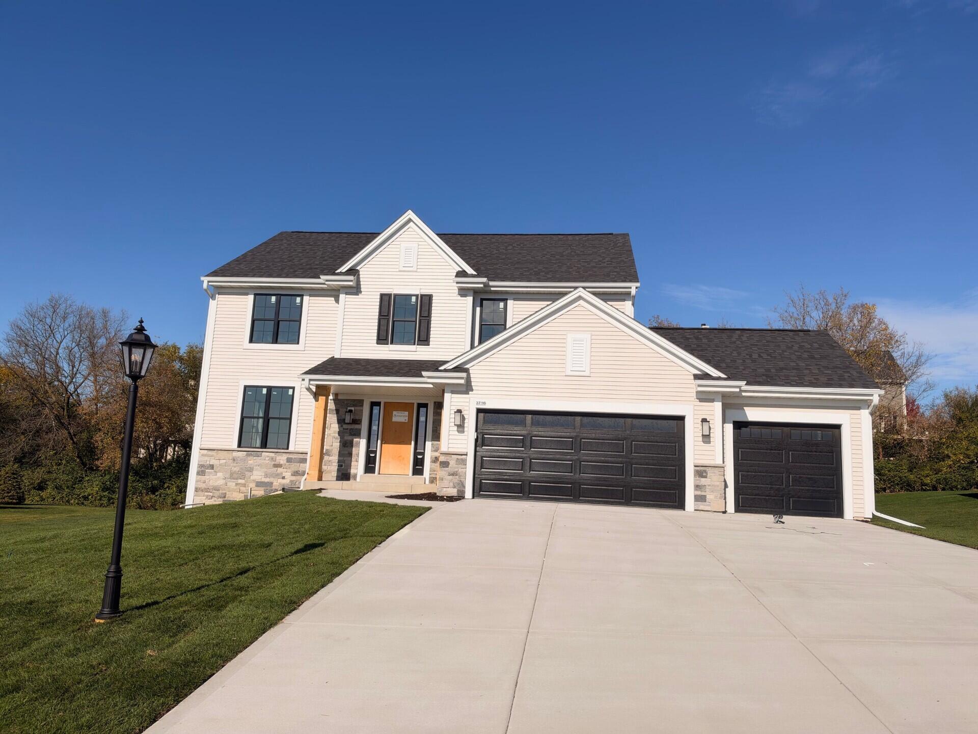 3716 Oakmont Trl — photo