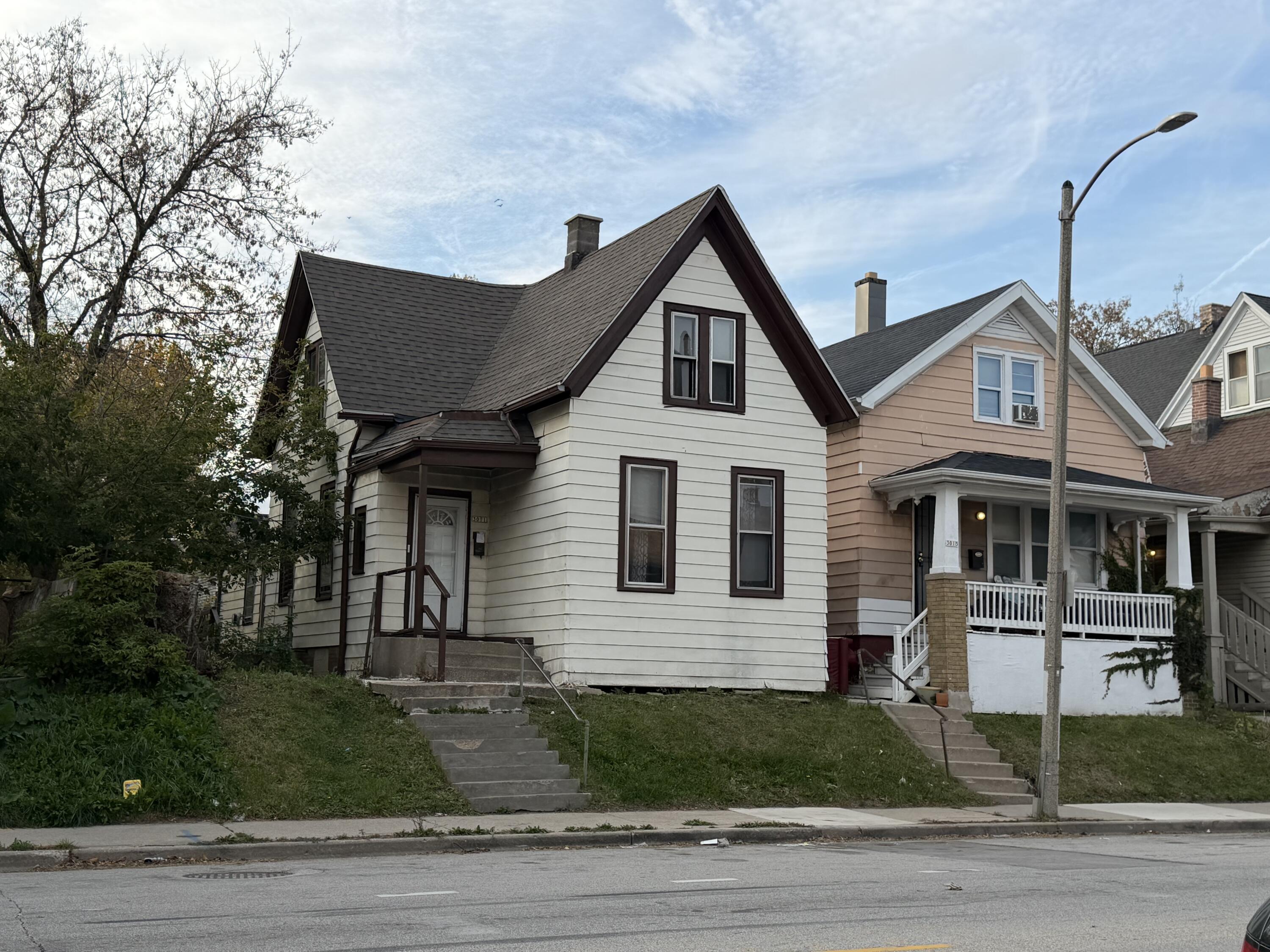 3011 N Holton St — photo