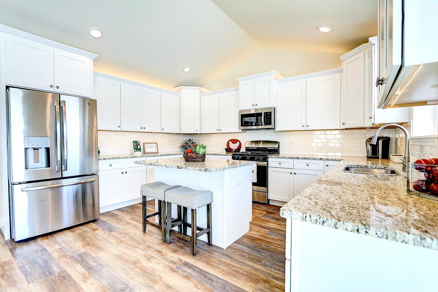 1861 Farm View Dr — photo