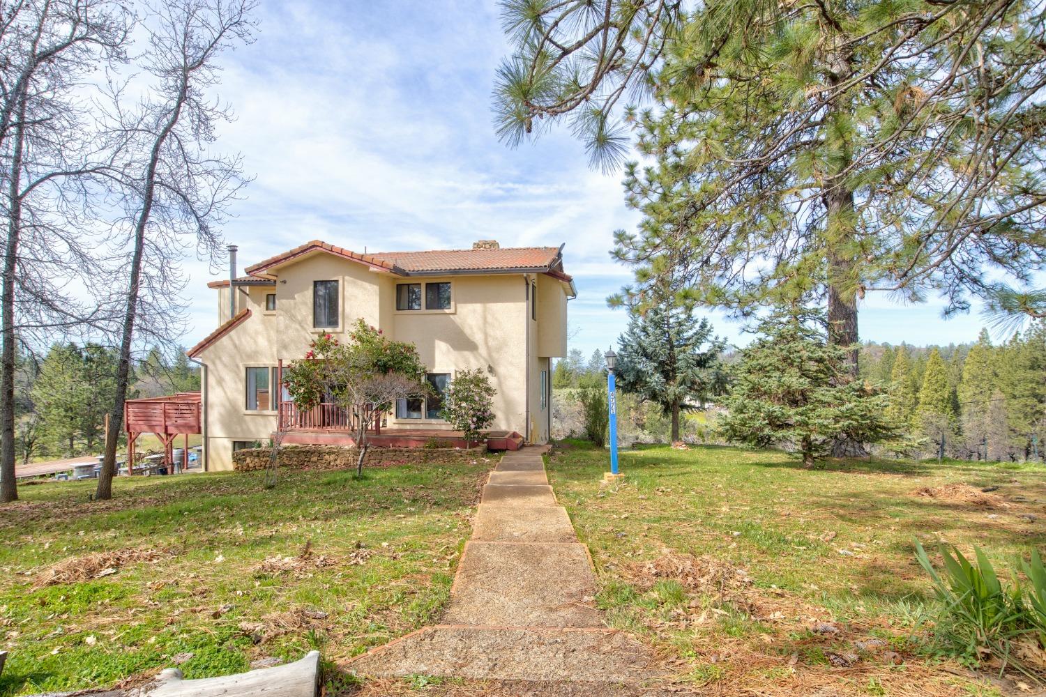 4771 Greenhills Road — photo