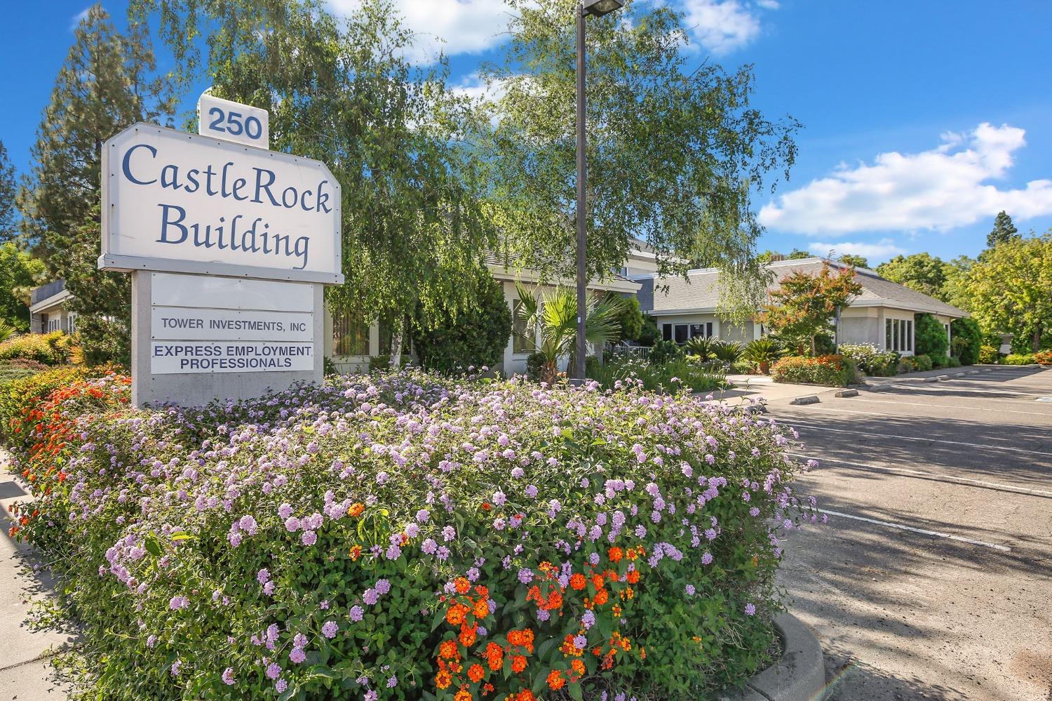 250 W Main Street 102 — photo
