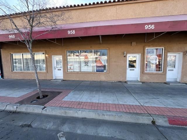 958 O Street — photo