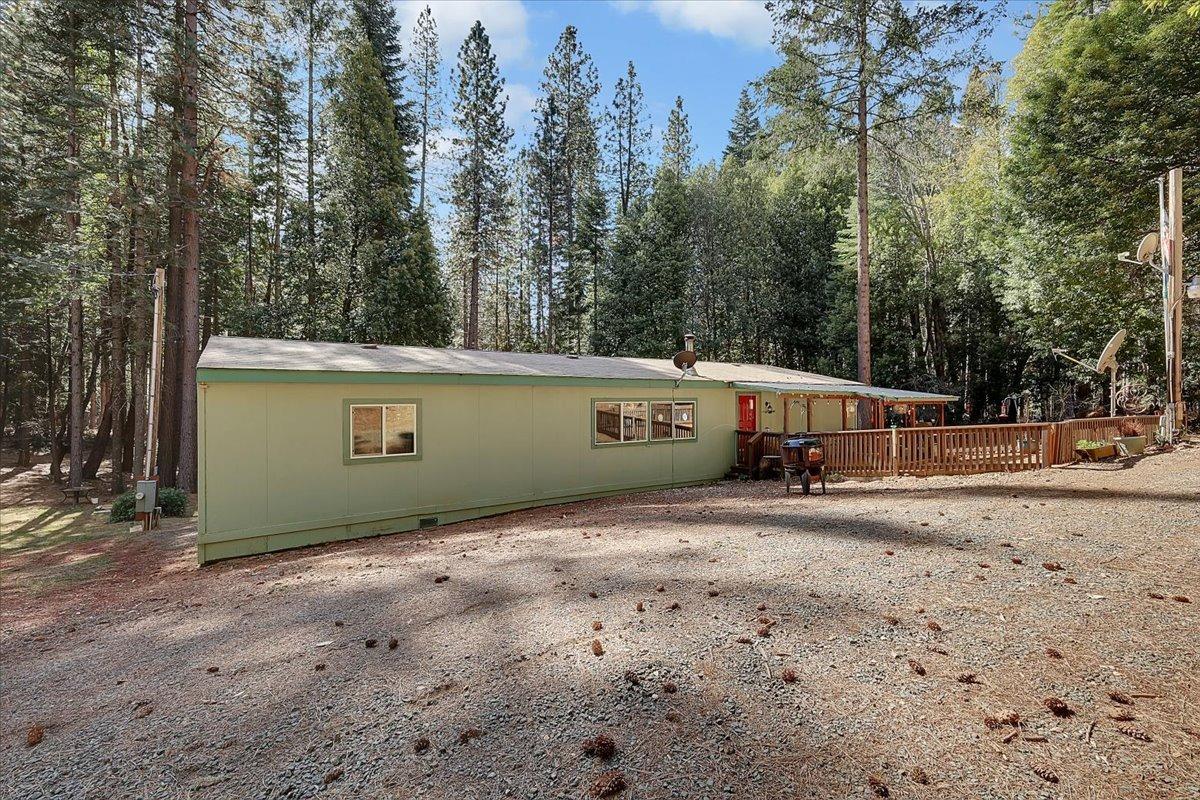 77 Kirkwood Way — photo