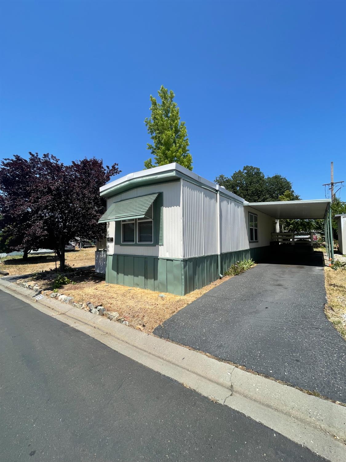 1605 Grass Valley Hwy 92 — photo