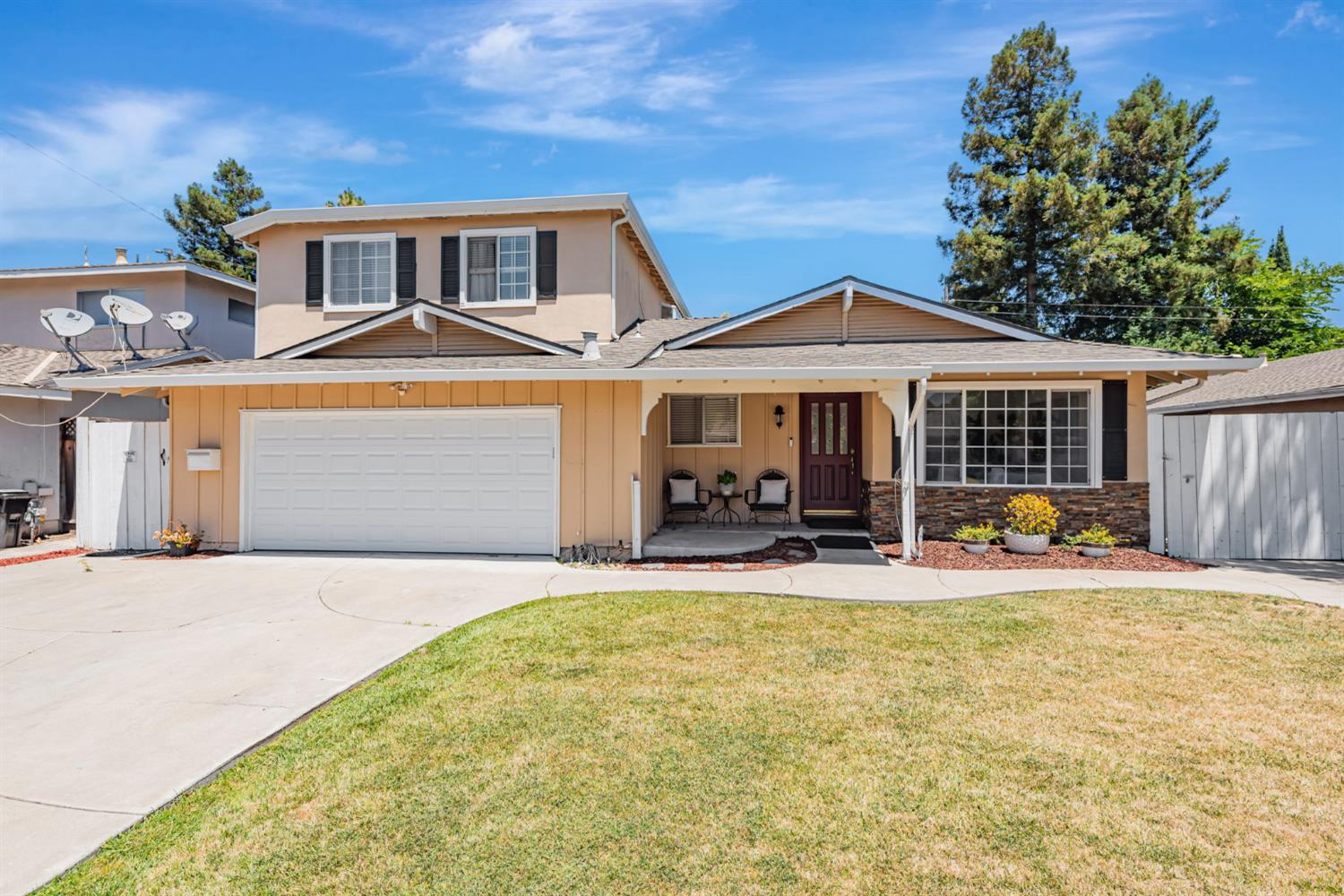 799 Pescadero Drive — photo