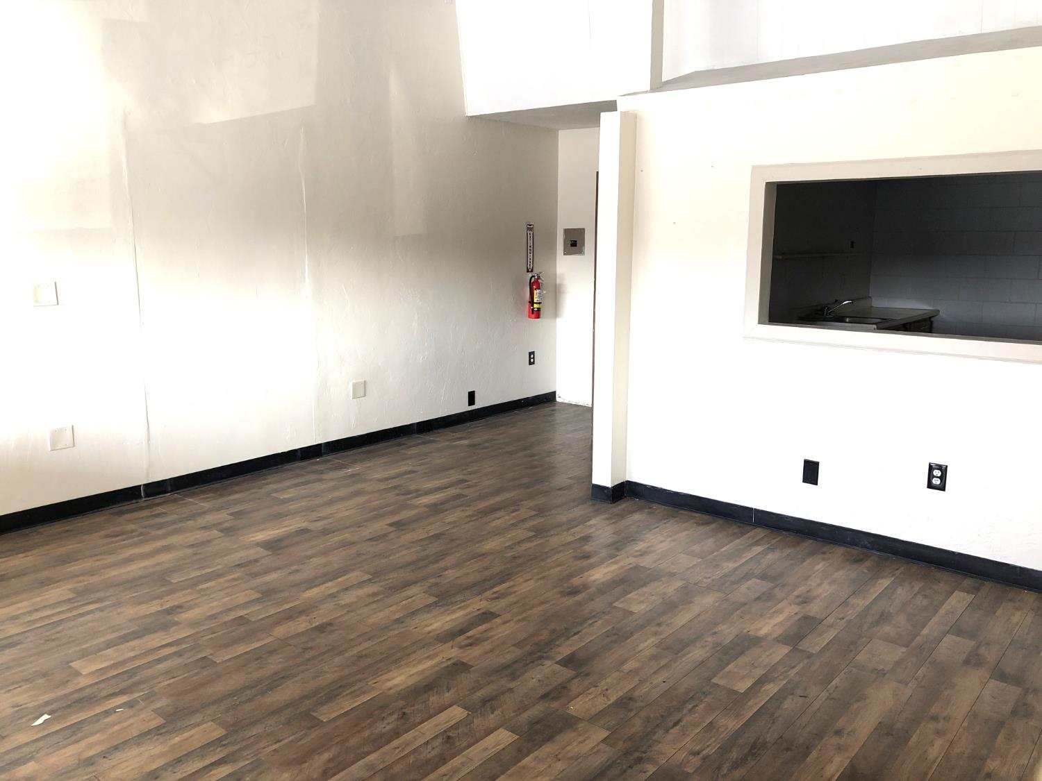 1357 Feather River Blvd — photo