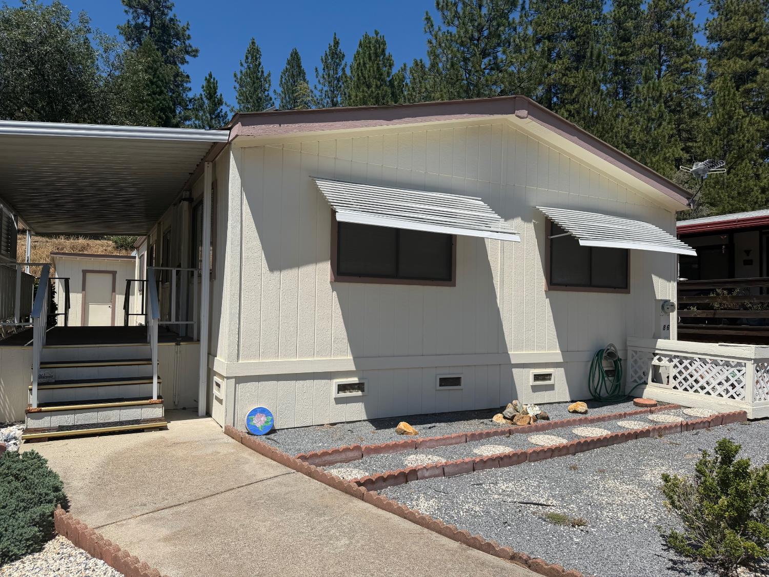 10122 Timberland Dr. — photo