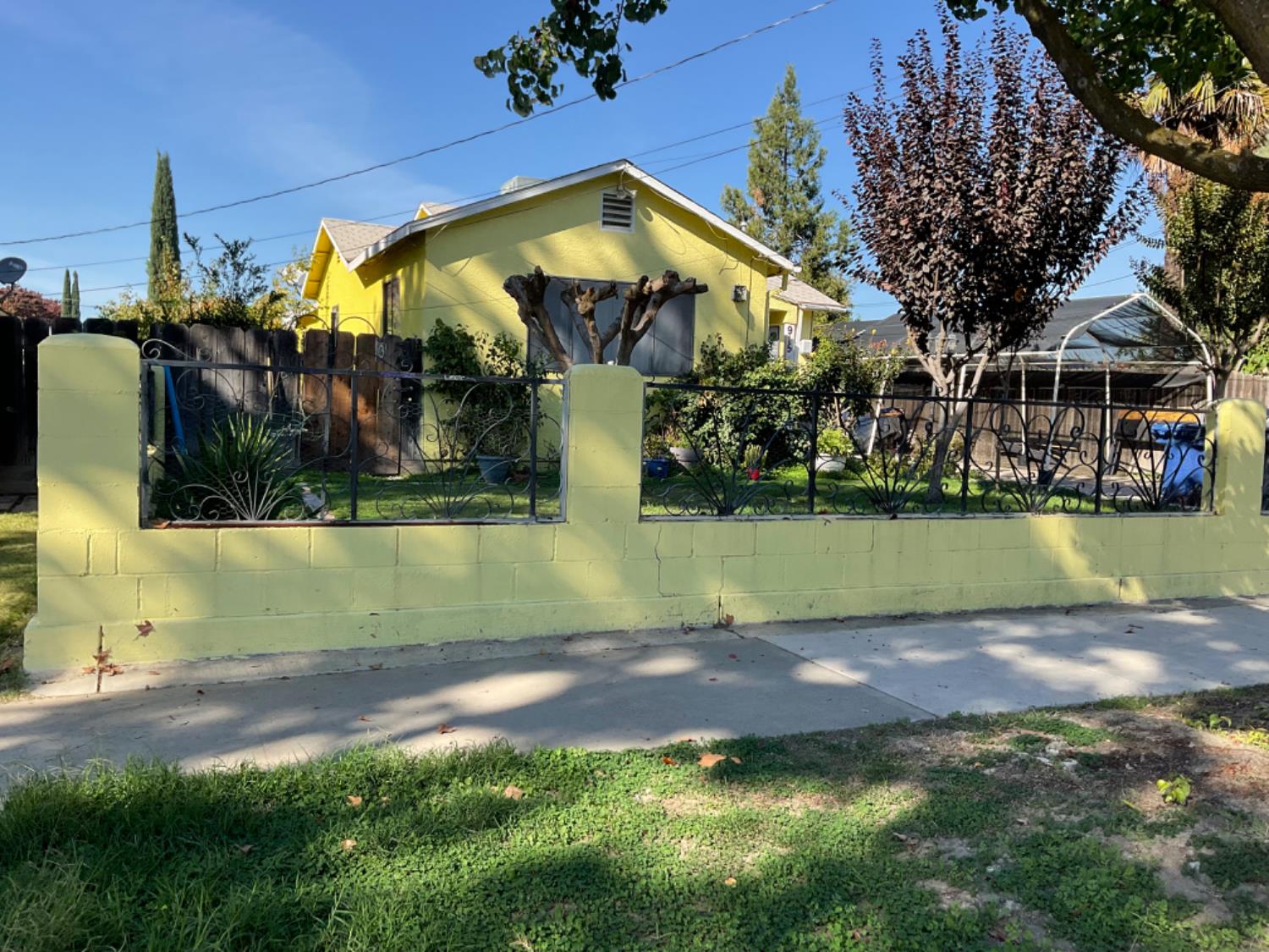 915 R Street — photo