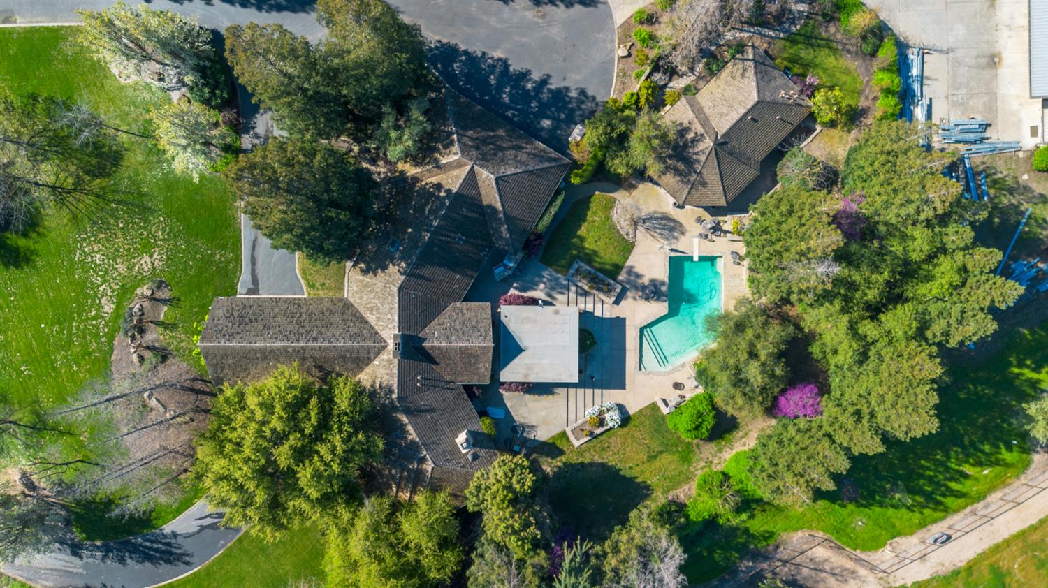 8519 Oak Creek Court — photo