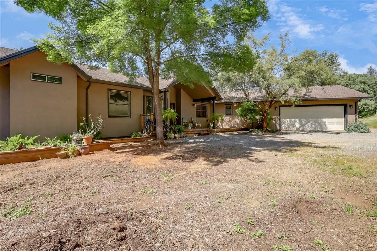 9521 Sicard Flat Road — photo
