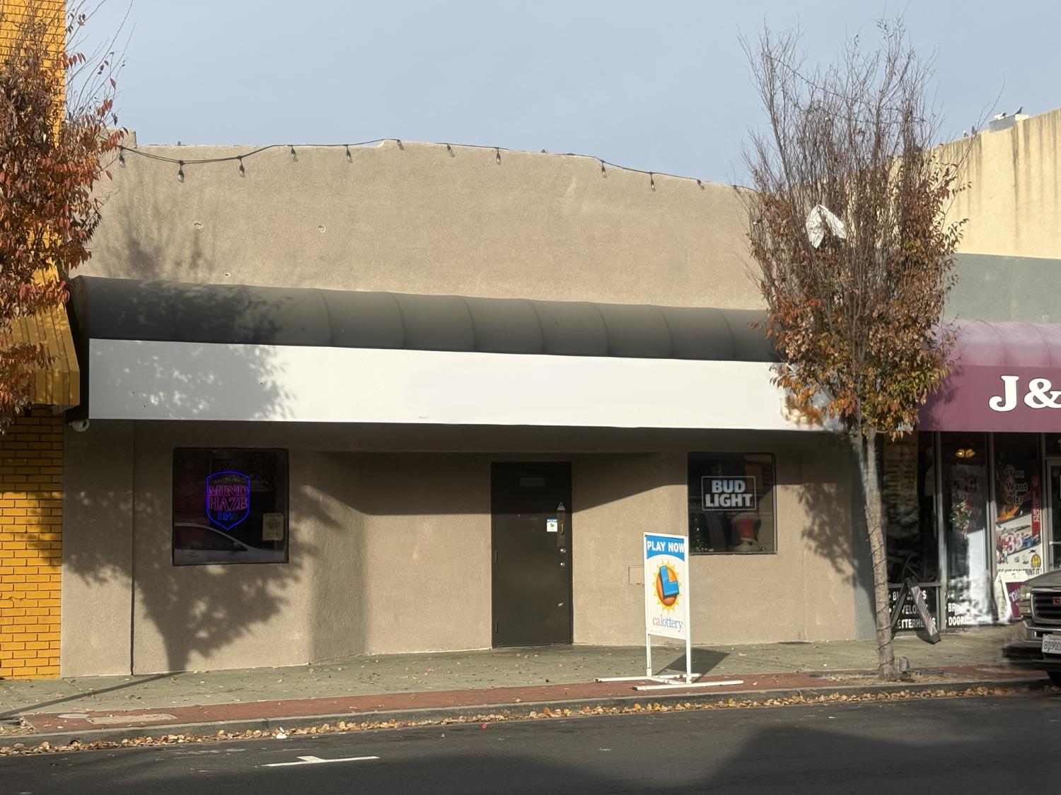 133 W Yosemite Avenue — photo