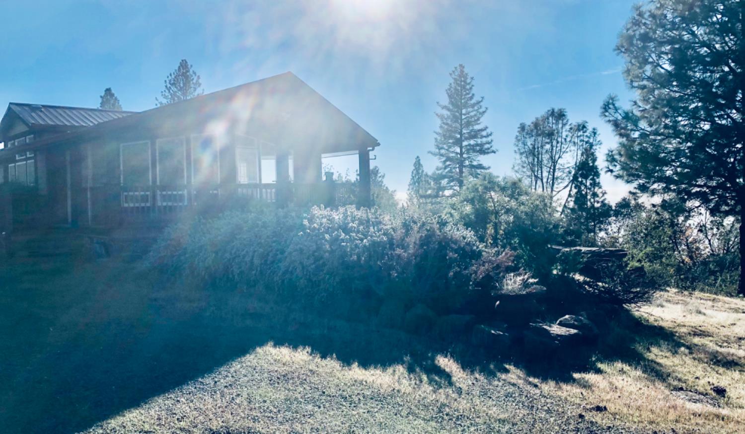 15248 Siskiyou Court — photo
