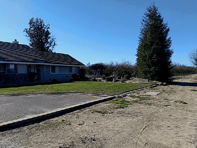 14509 Bell — photo