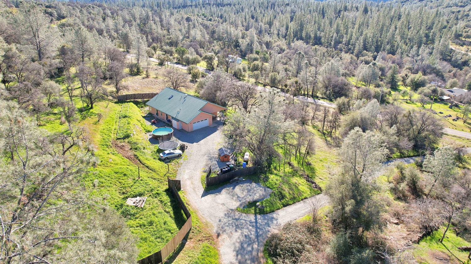 20516 Pleasant Valley Road — photo