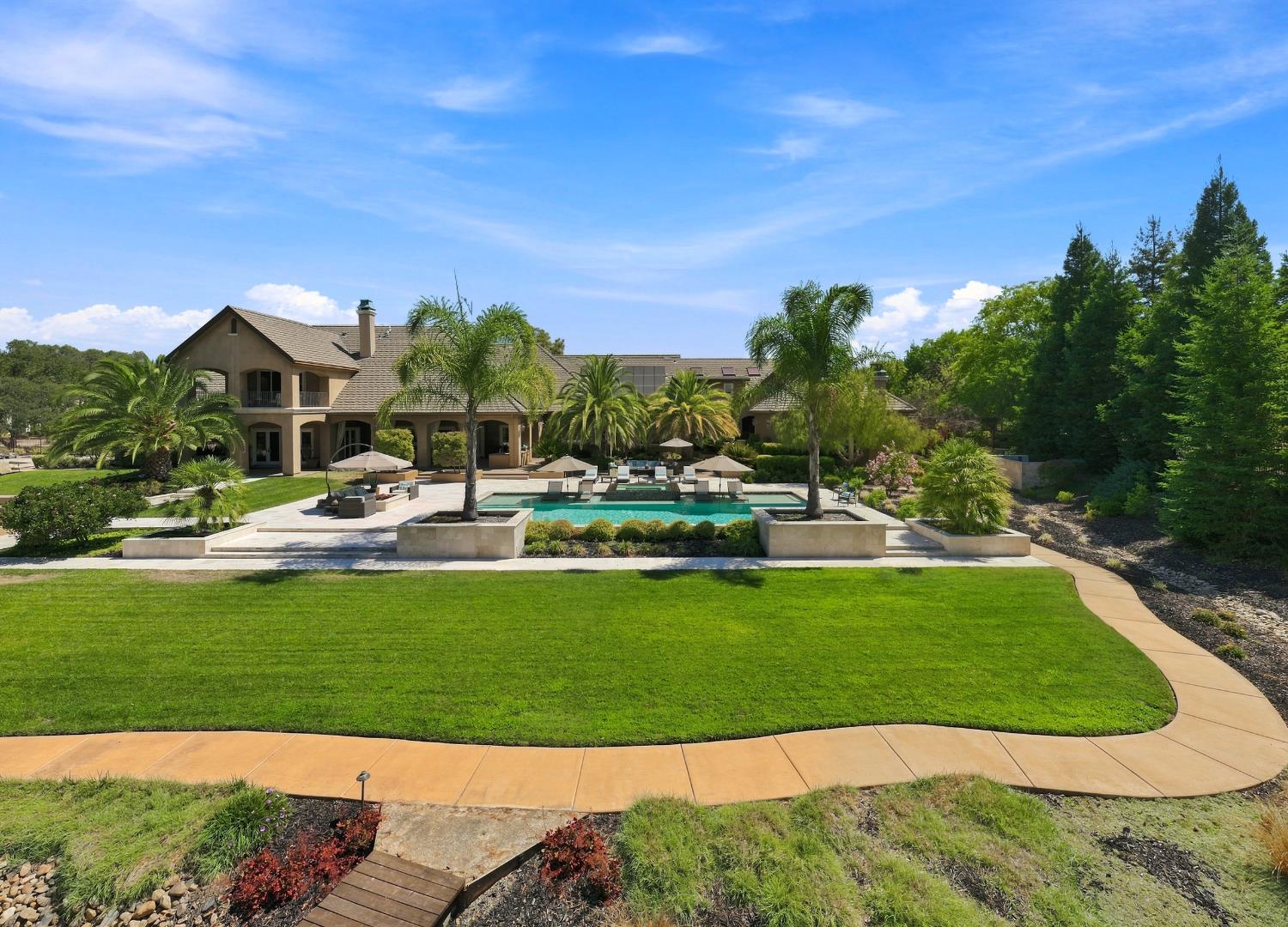 9205 Tuscany Oaks Court — photo