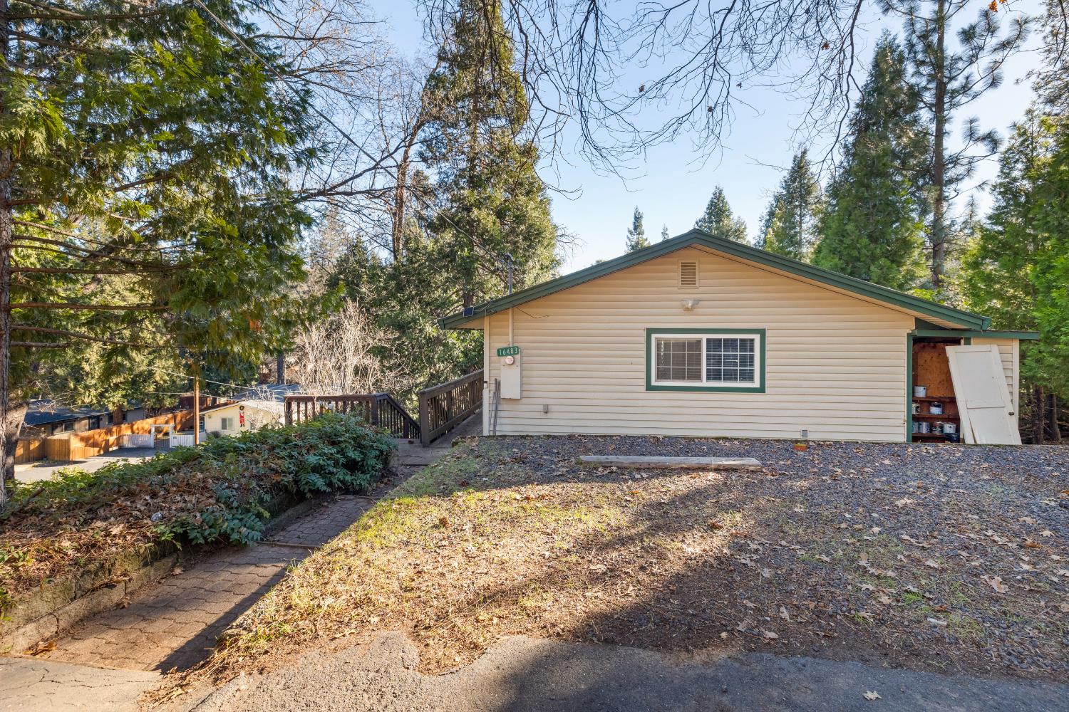 16483 Creekside Drive, Sonora, CA 95370 — photo 3