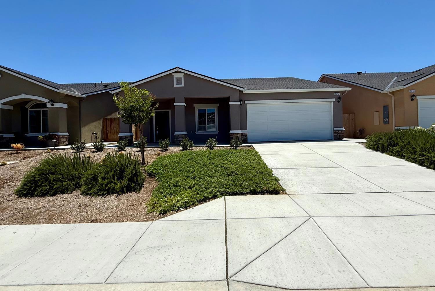 1212 E Orange Street — photo
