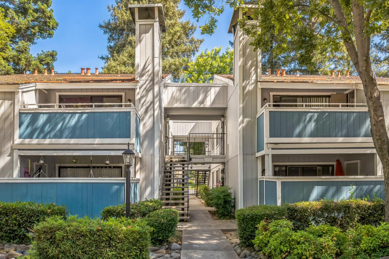 800 Del Verde 6 — photo