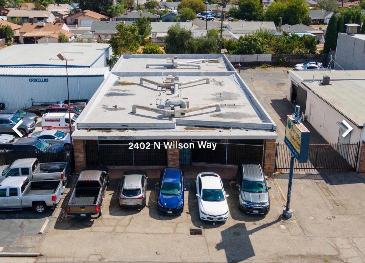 2402 N Wilson Way — photo