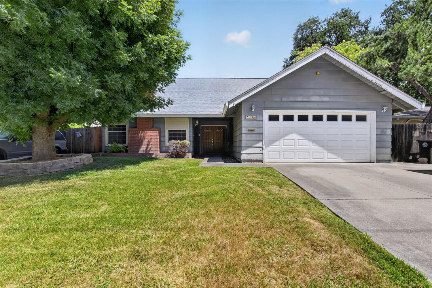 7124 Van Maren Lane — photo