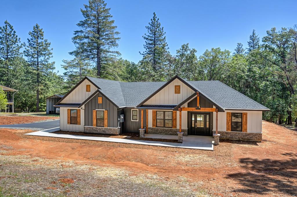 5379 Crestline Drive — photo