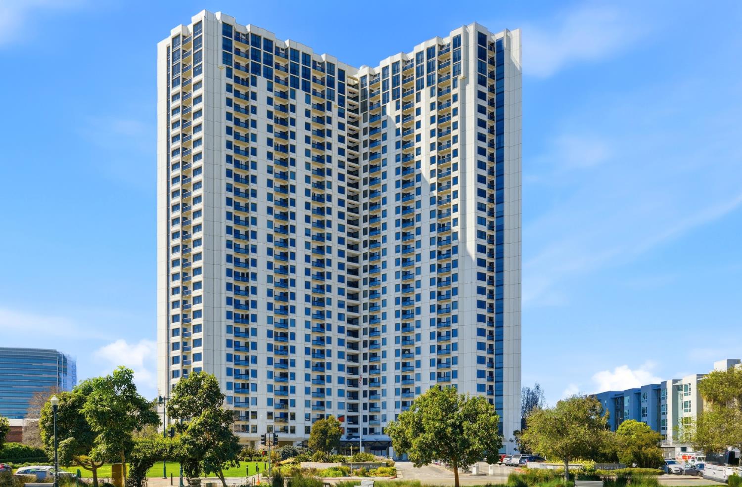 6363 Christie Avenue 717 — photo