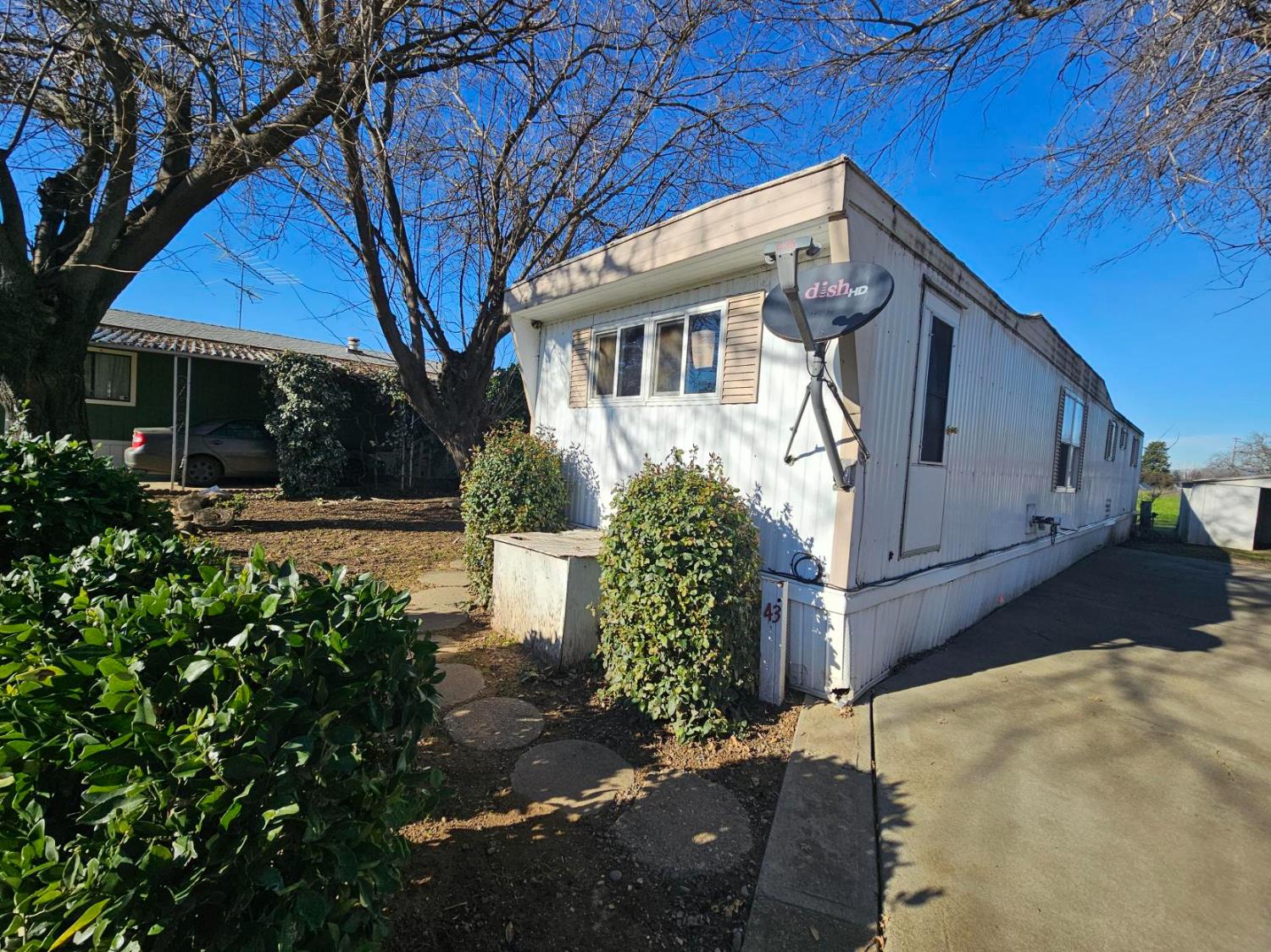 11705 Parey Ave 43 — photo