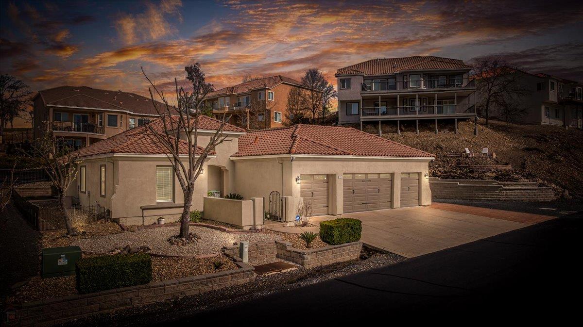 121 Athena Drive — photo