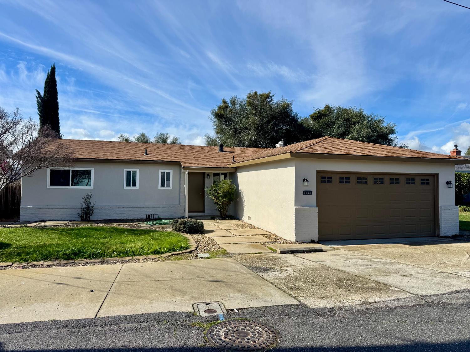 1290 Fairview Drive — photo