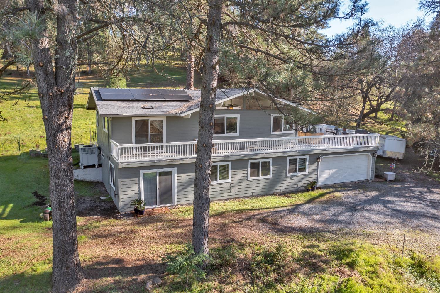 2869 Cascade Trail — photo