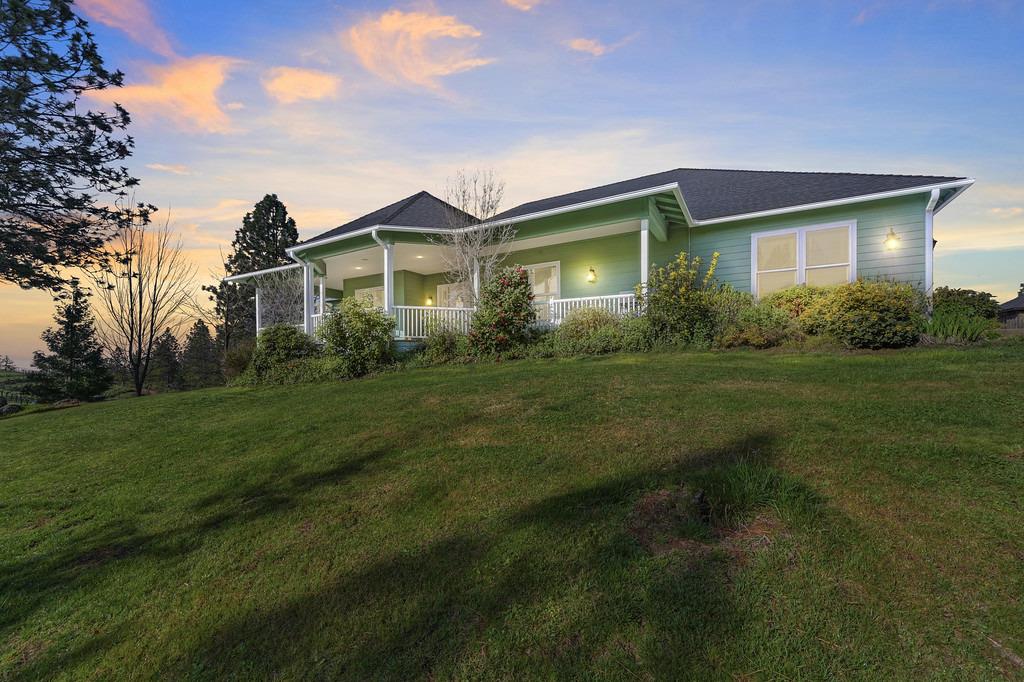 5901 Traverse Creek Road — photo