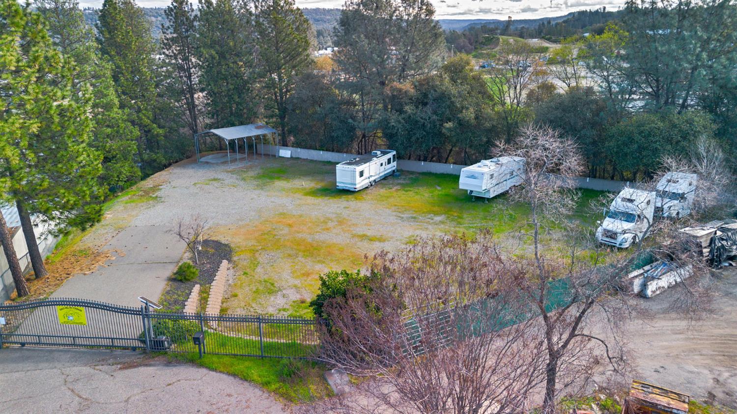 4027 Stage Court — photo