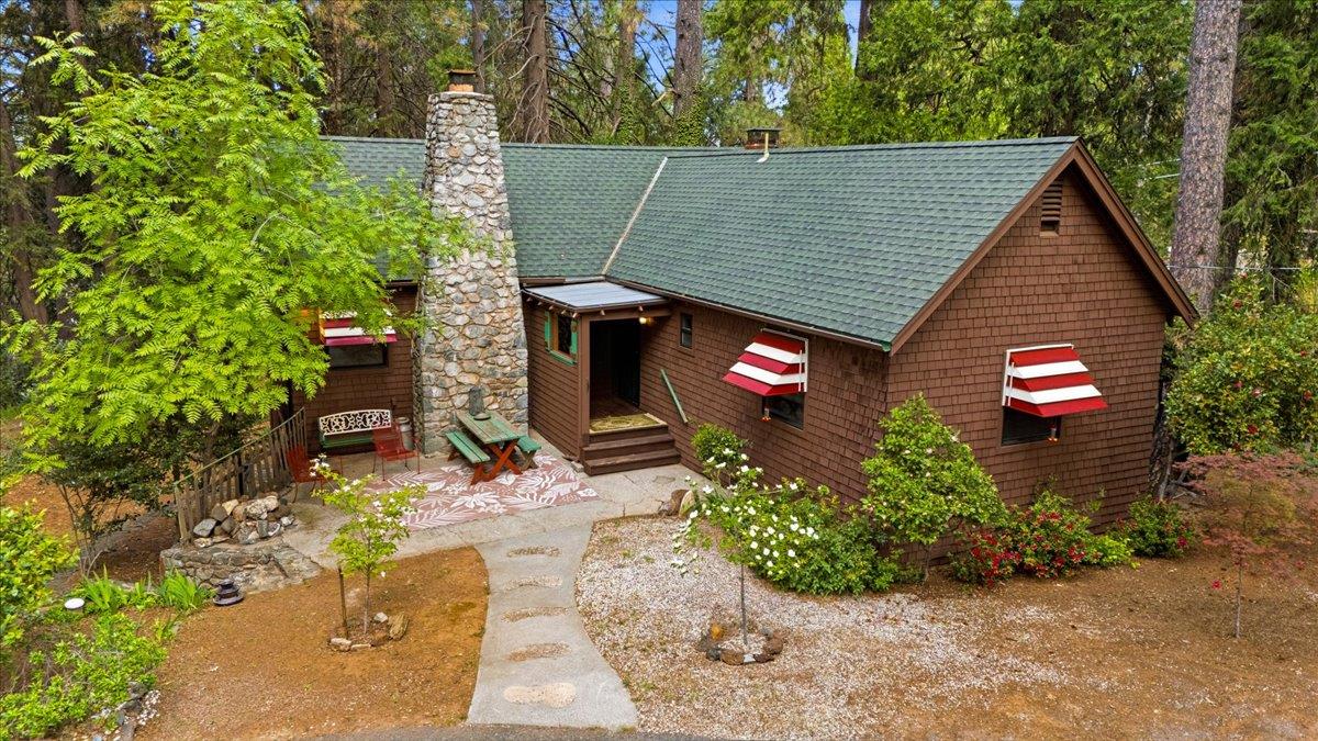 10085 Banner Lava Cap Road — photo