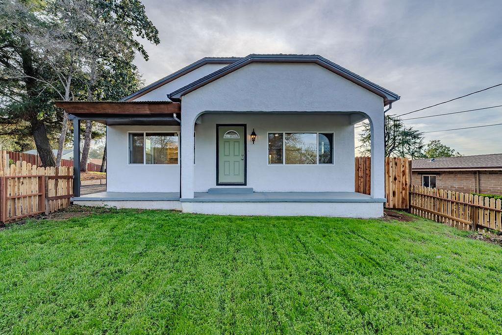 155 Foothill Drive — photo