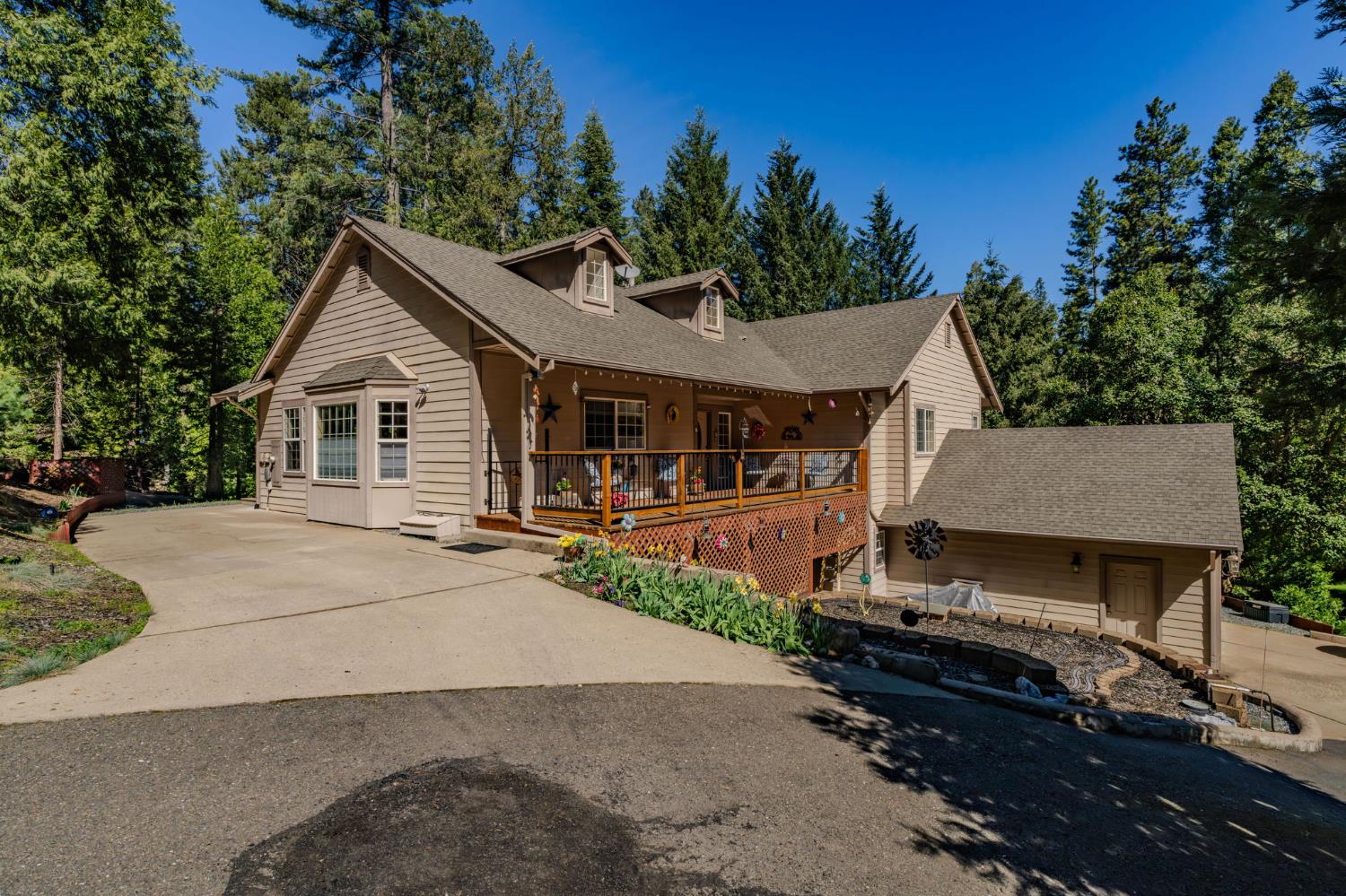 16111 Pioneer Creek Road — photo