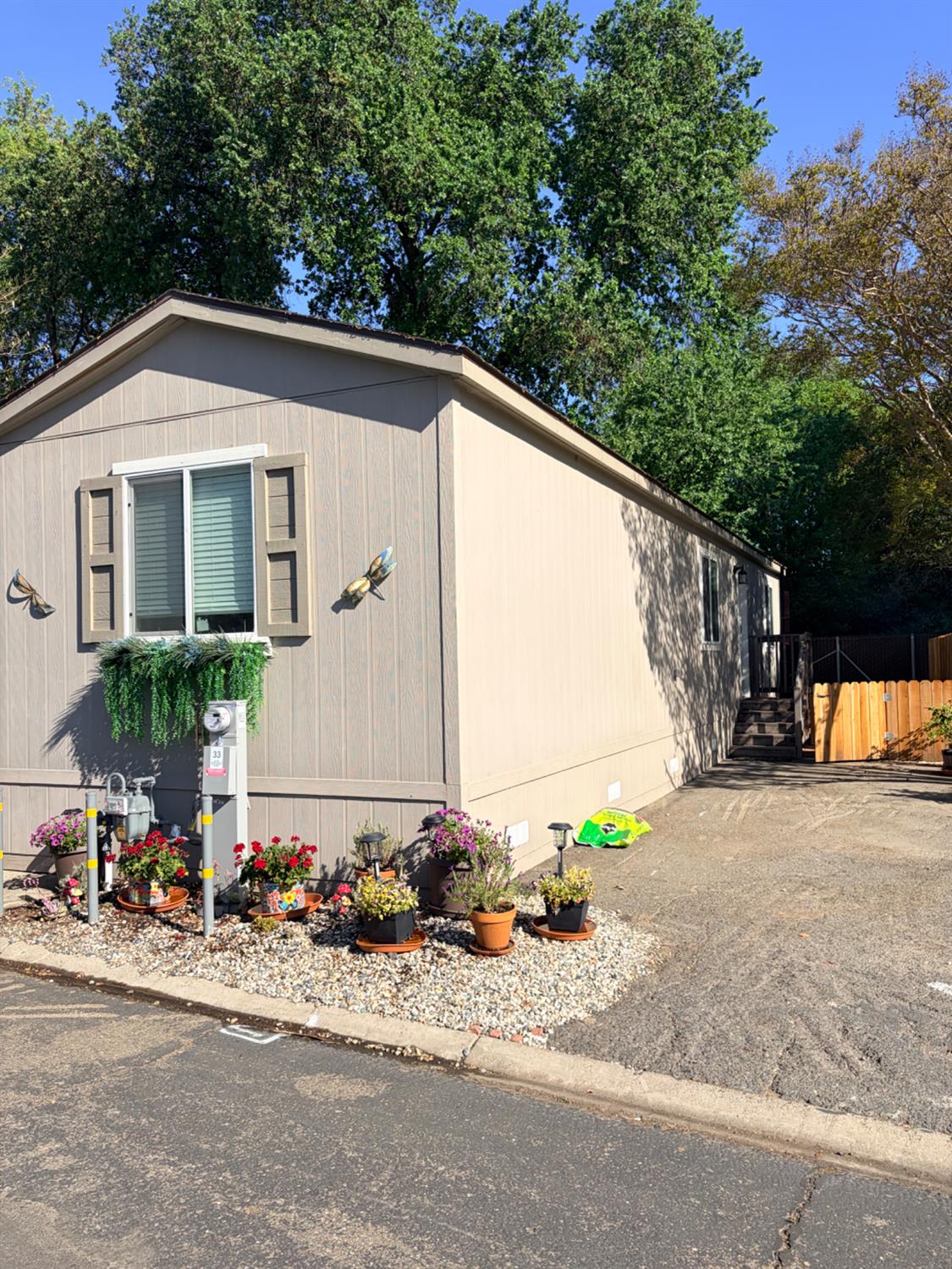 1050 West Capitol Avenue 33 — photo