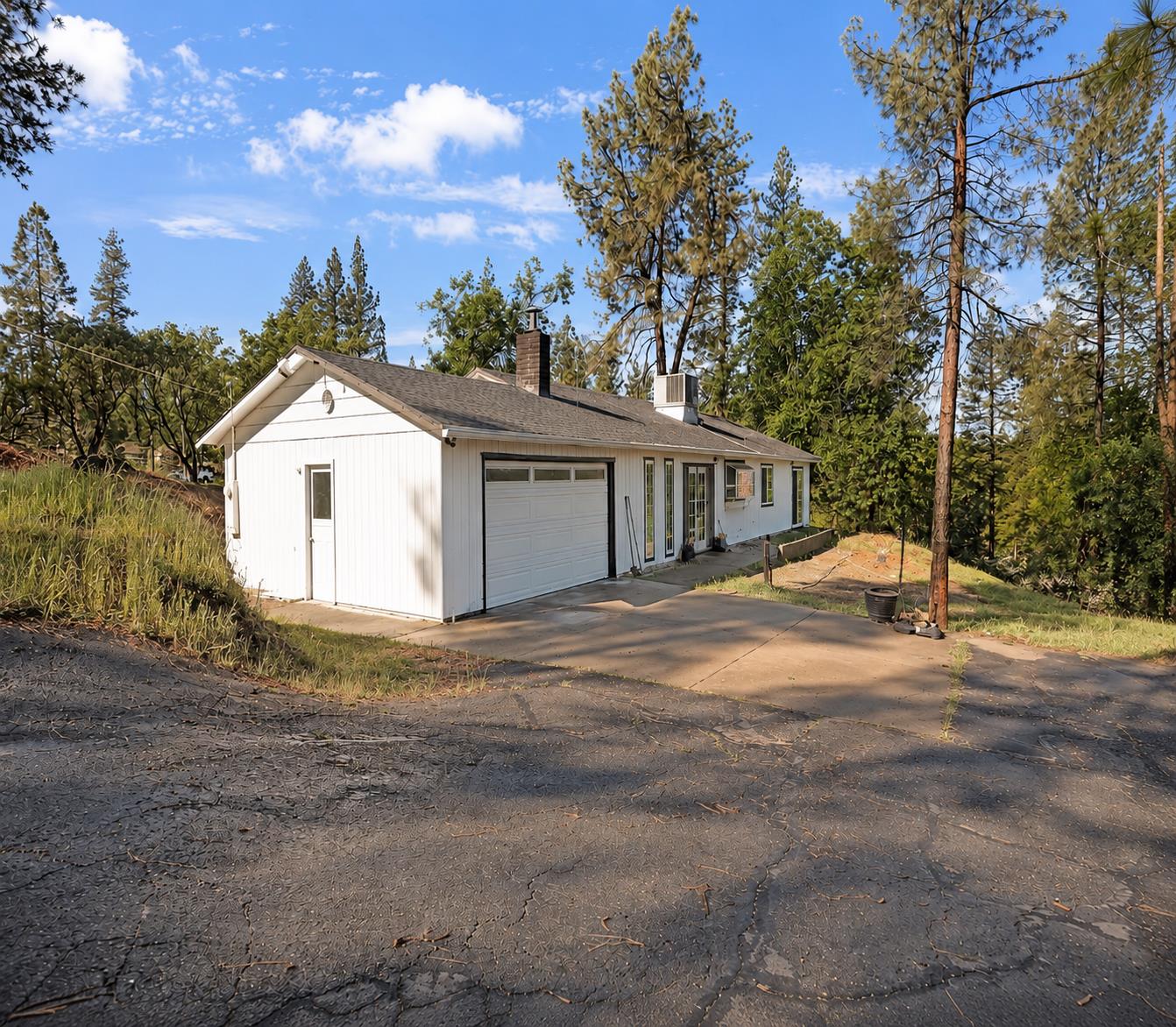 4420 Pleasant Oak Court — photo